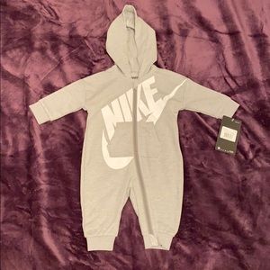 baby nike jumper